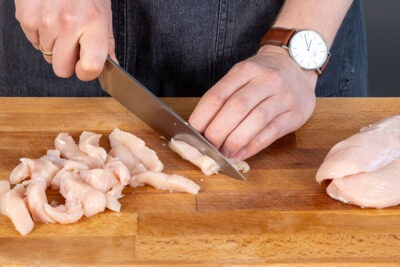 Hähnchen schneiden