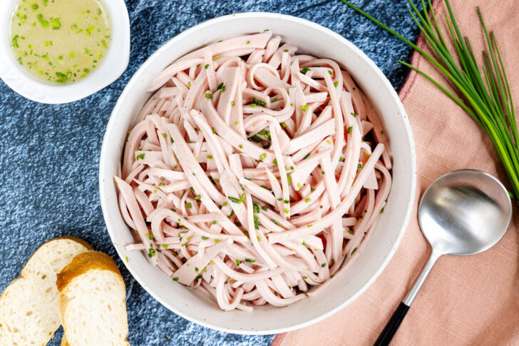 Essig-Öl-Dressing für Wurstsalat