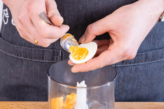 Gefüllte Eier mit Lachs