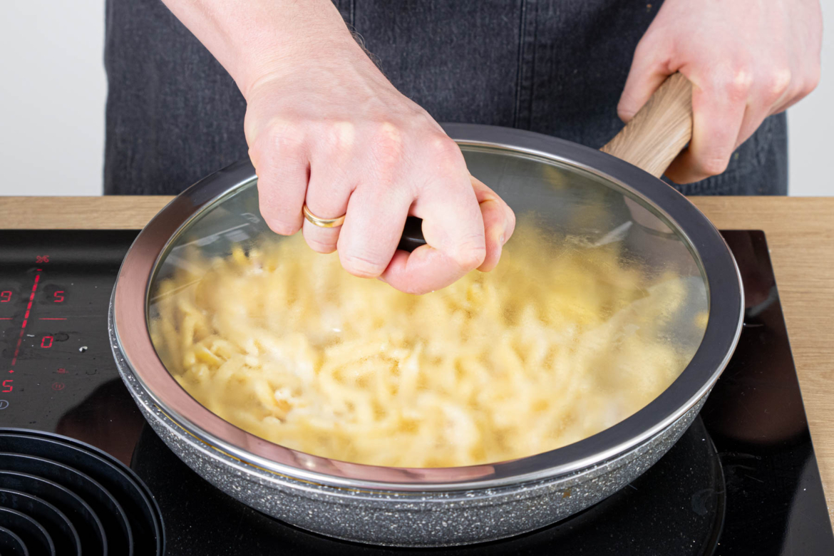 Käsespätzle mit Fertigspätzle