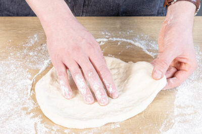 Pizzateig formen