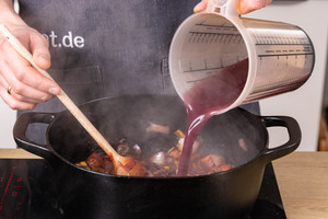 mit Beize ablöschen
