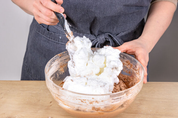 Eischnee unterheben