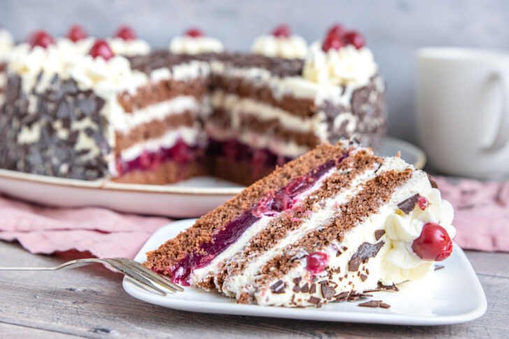 Klassische Schwarzwälder Kirschtorte