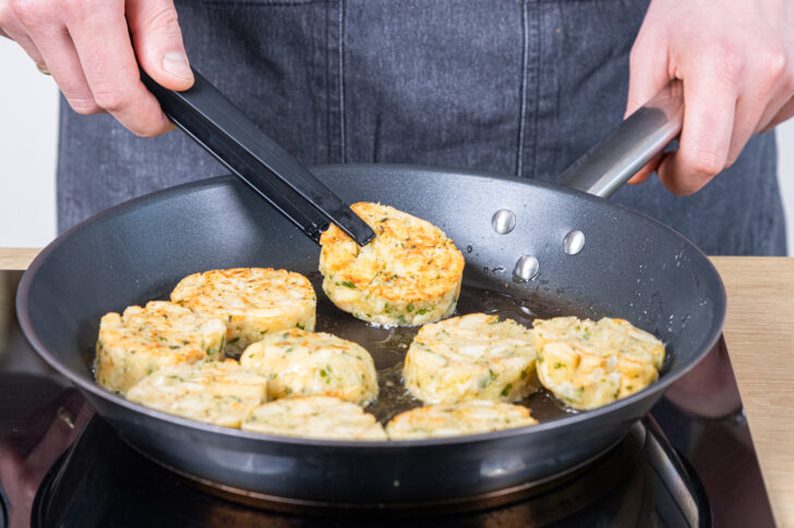 Serviettenknödel anbraten