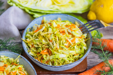 Spitzkohlsalat mit Möhren