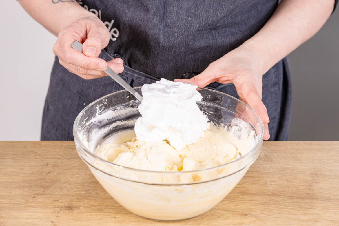 Topfenstrudel mit fertigem Strudelteig | Rezept