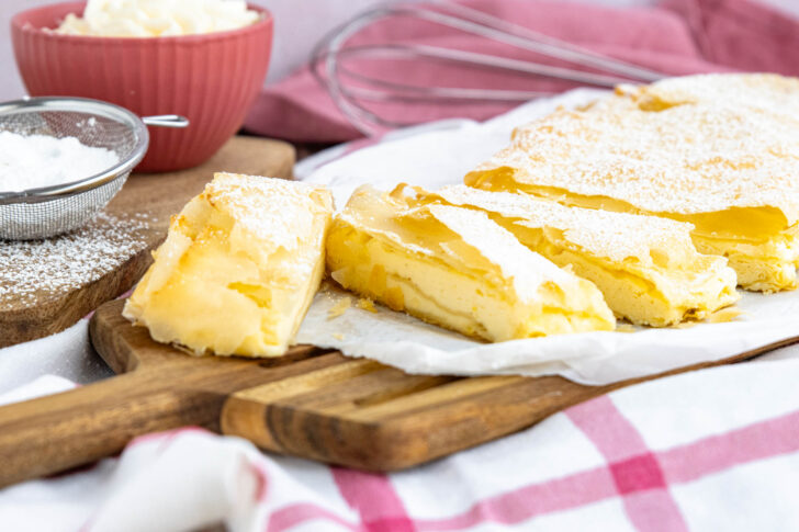 Topfenstrudel mit fertigem Strudelteig