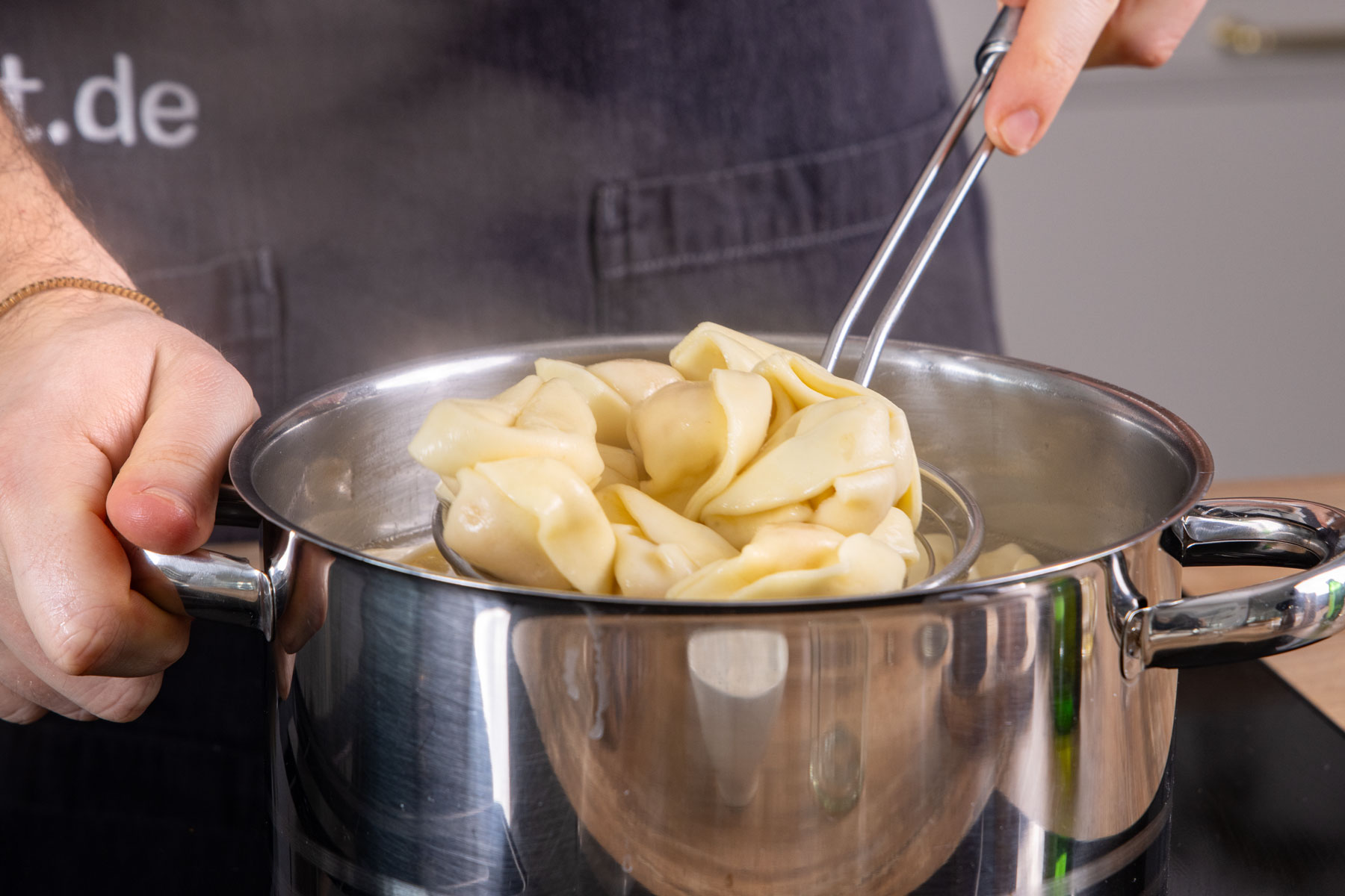 Tortellini in Schinken-Sahne-Soße | Rezept
