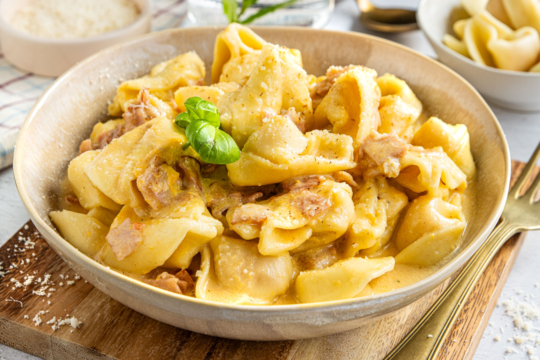 Tortellini in Schinken-Sahne-Soße