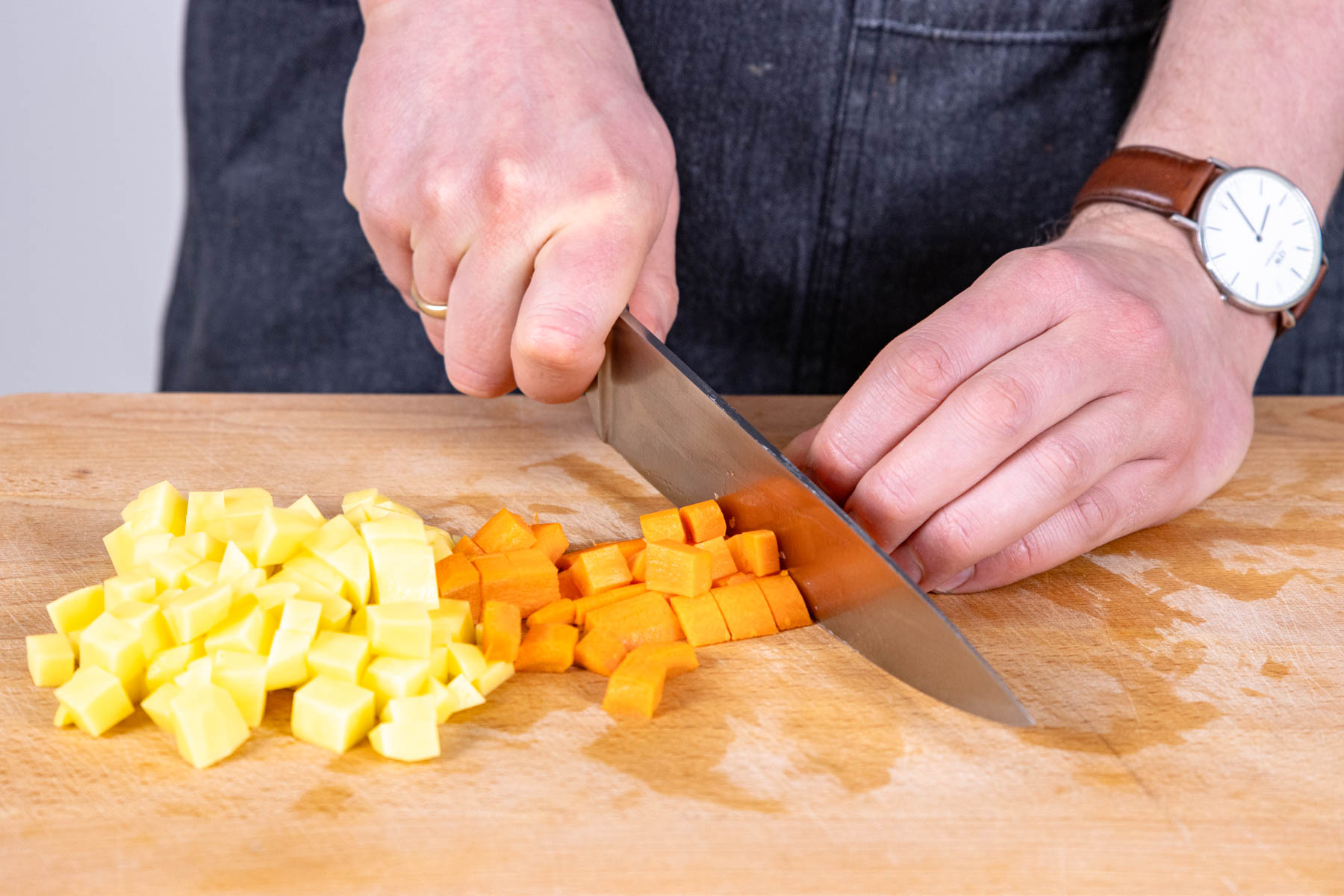 Würzige Spitzkohlsuppe nach Omas Rezept