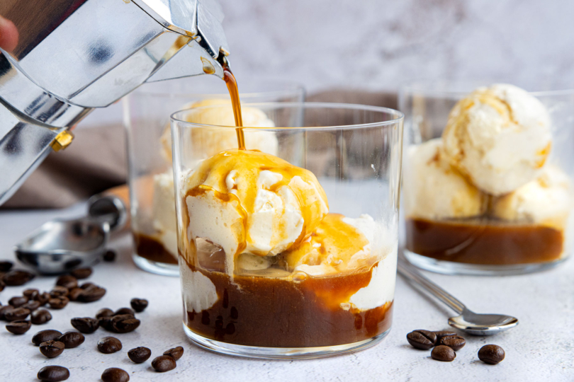 Affogato: Espresso mit Vanilleeis | Rezept - eat.de