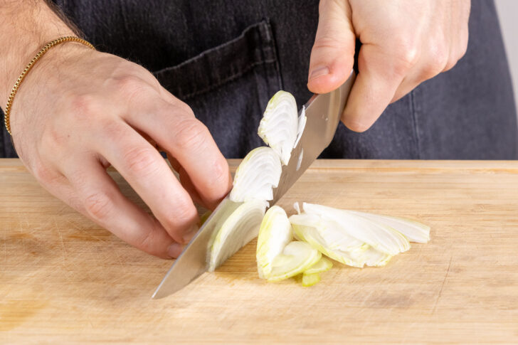 Zwiebel schneiden