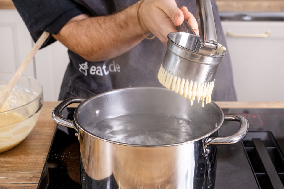 Allgäuer Kässpatzen mit Röstzwiebeln | Rezept