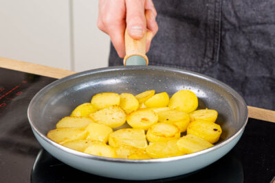 Kartoffelscheiben anbraten