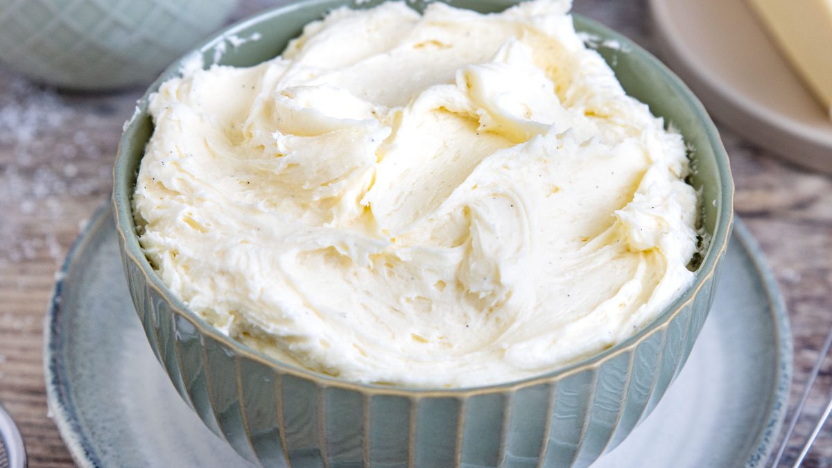 Einfache Buttercreme | Rezept - eat.de