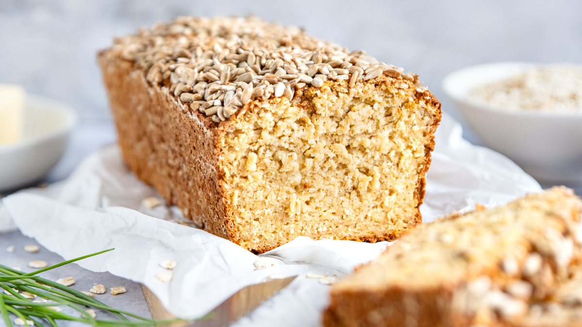 Haferbrot ohne Mehl | Rezept - eat.de