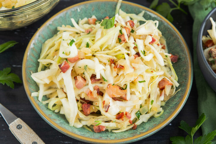 Kohlsalat mit Speck