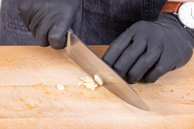Knoblauch schneiden