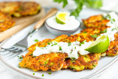 Zucchini-Puffer mit Kartoffeln