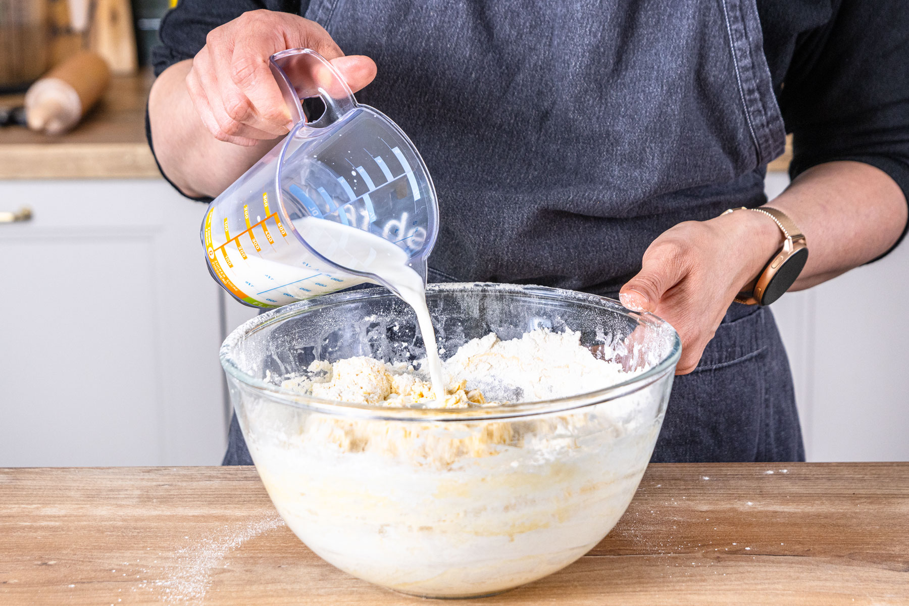 Schneller Blitz-Kuchen mit wenig Zutaten | Rezept