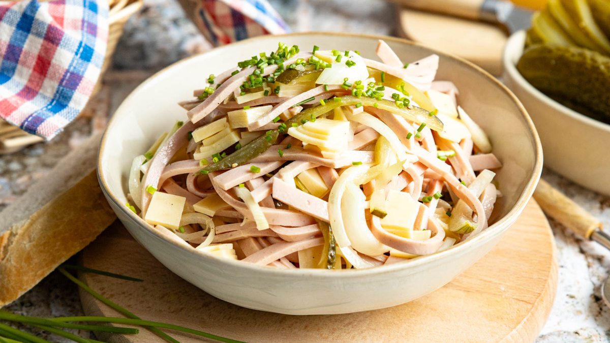 Elsässer Wurstsalat | Rezept - eat.de