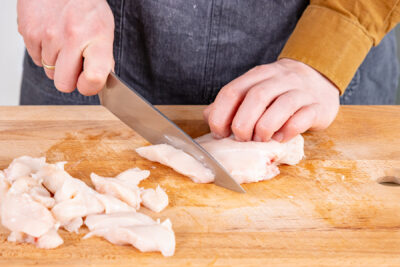 Hähnchen schneiden