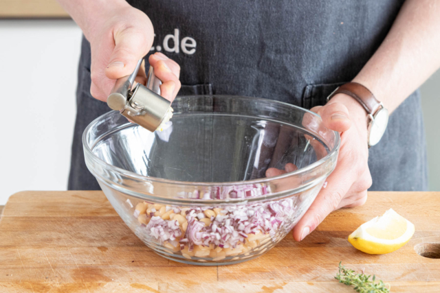 Griechischer Bohnensalat mit weißen Bohnen | Rezept