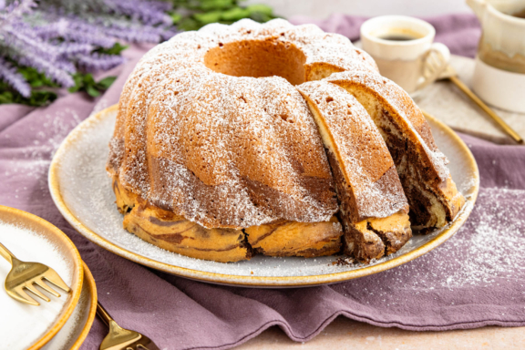 Joghurt-Marmorkuchen: saftig & leicht