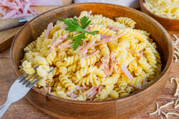 Klassische Schinkennudeln nach Omas Rezept