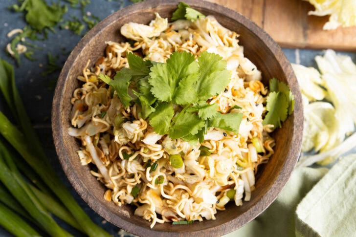 Mie-Nudel-Salat mit Chinakohl