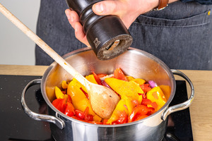 Peperonata würzen
