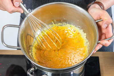 Sauce Choron schlagen
