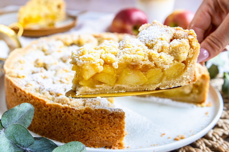 Veganer Apfelkuchen mit Streuseln