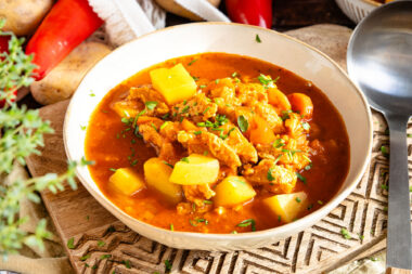 Vegetarische Gulaschsuppe