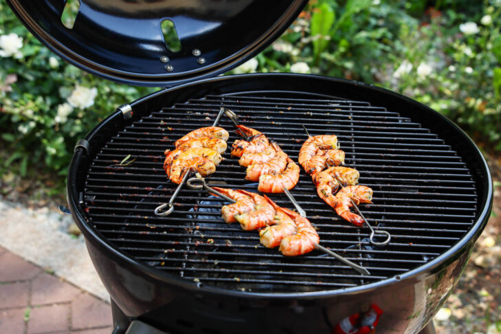 Marinierte Garnelen mit Schale grillen
