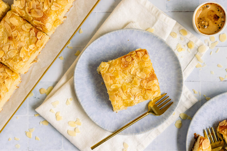 Saftiger Butterkuchen vom Blech