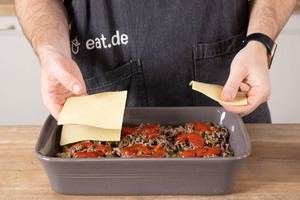Käse verteilen.