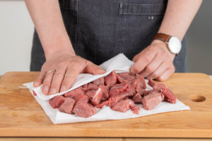 Fleisch abtupfen