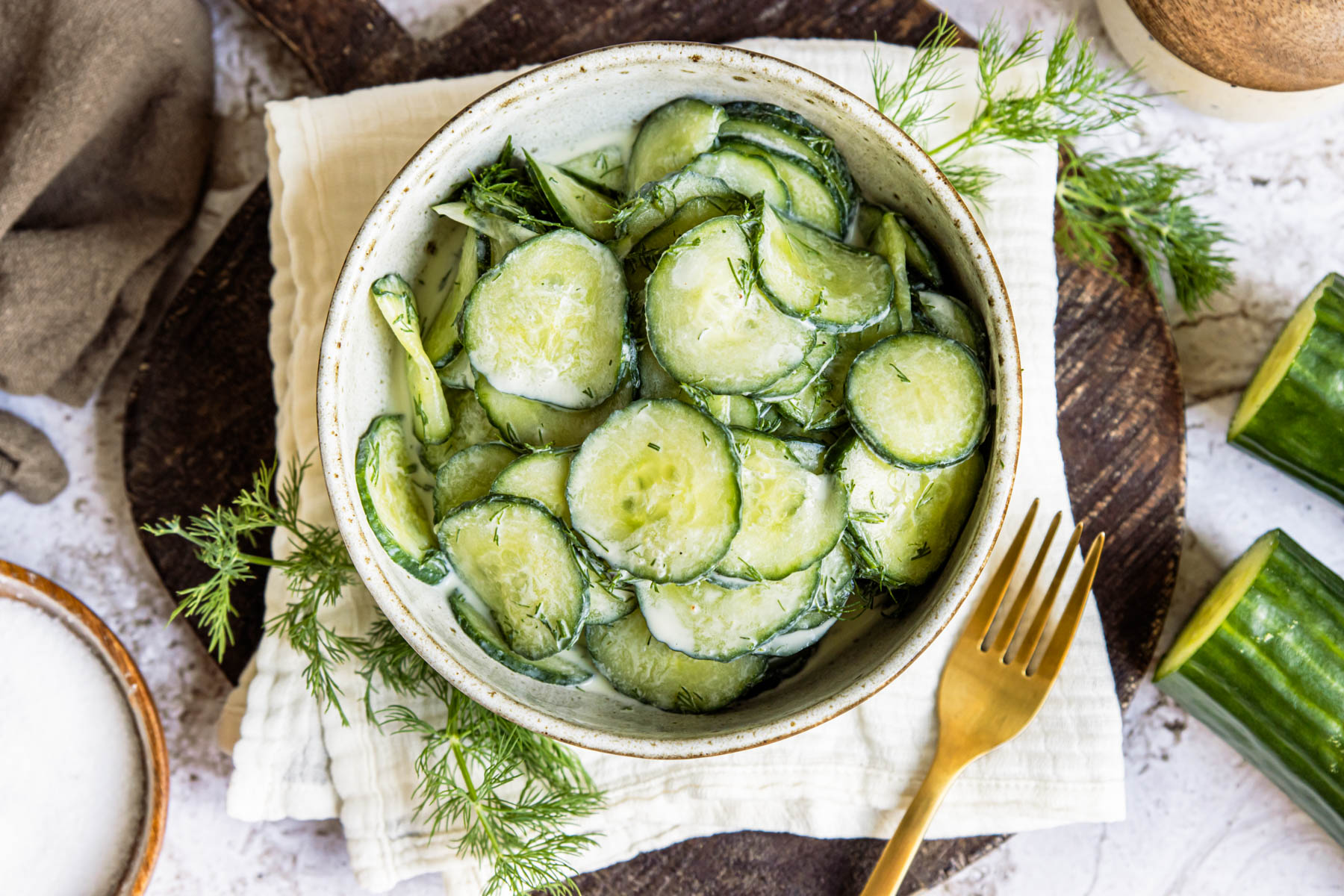 Gurkensalat mit Sahne wie von Oma | Rezept- eat.de
