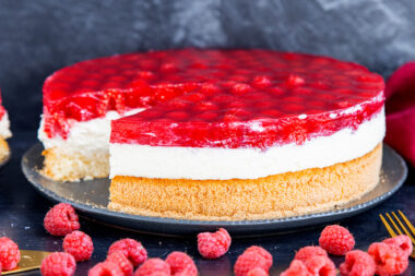 Himbeer-Joghurt-Torte