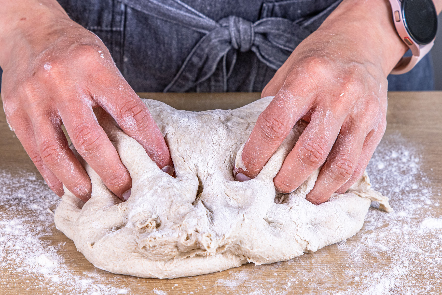 Krustenbrot selber backen: Rezept für Joghurtkruste