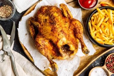 Knuspriges Maishähnchen aus dem Backofen