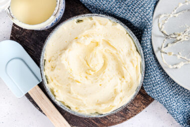 Milchmädchen-Buttercreme