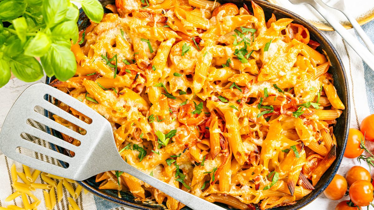 Nudelauflauf ohne Vorkochen: schnell & einfach | Rezept