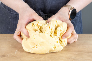 Mürbeteig kneten