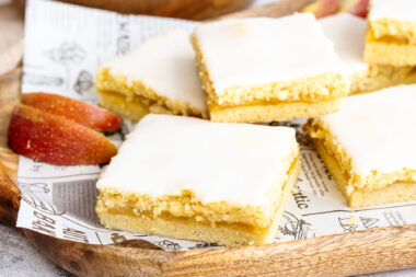 Omas gedeckter Apfelkuchen vom Blech