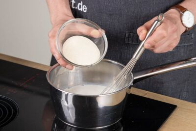 Grießbrei kochen
