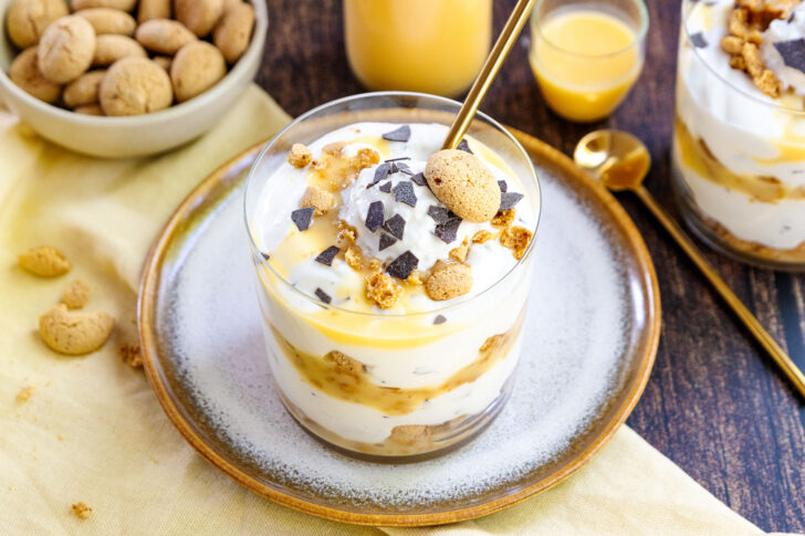 Schnelles Eierlikör-Dessert im Glas