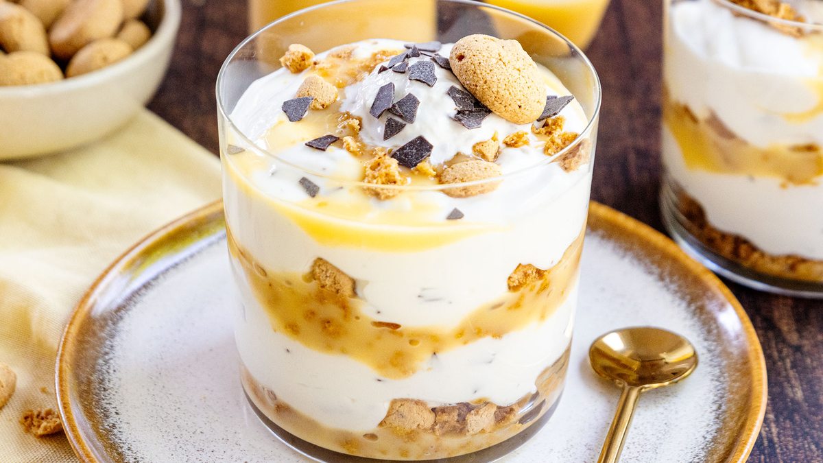 Schnelles Eierlikör-Dessert im Glas | Rezept - eat.de